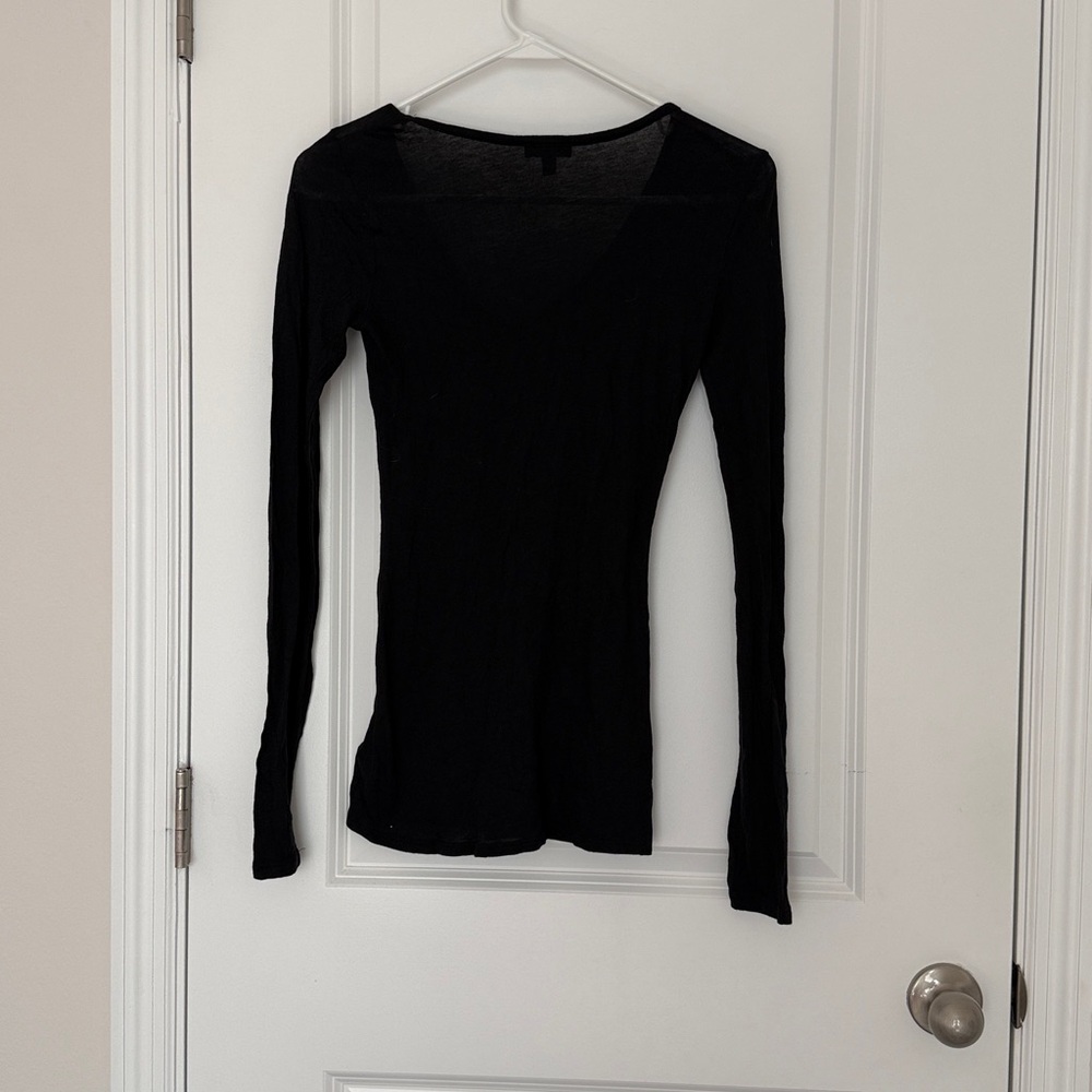 Express Black Long Sleeve V-Neck Top - Picture 3 of 3